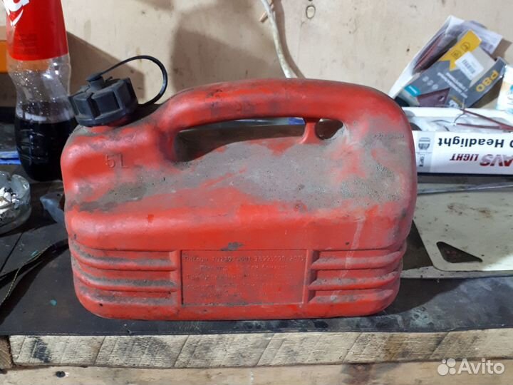 Канистра пластиковая 5л