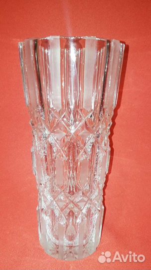 Хрустальная ваза