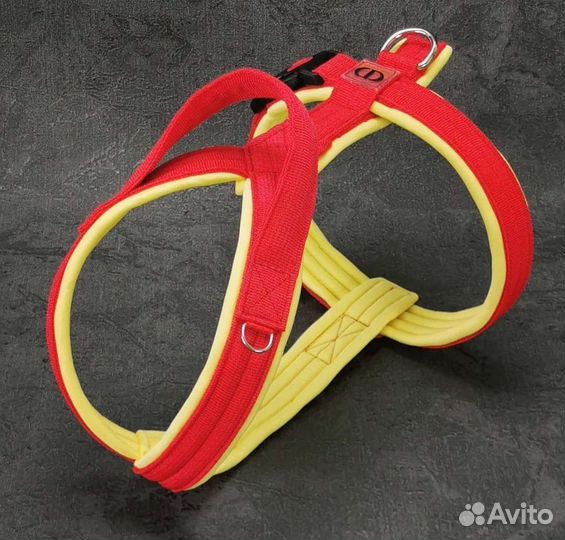 Шлейка для собаки