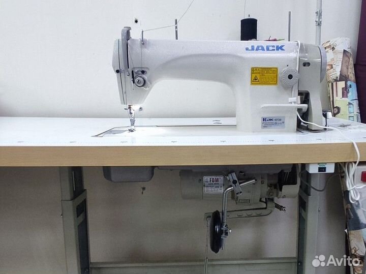 Швейная машина jack 8720