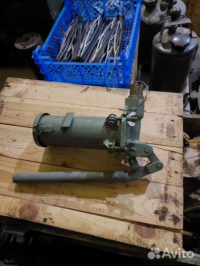 Шприц-пресс плунжерный 155.28.670сб с хранения