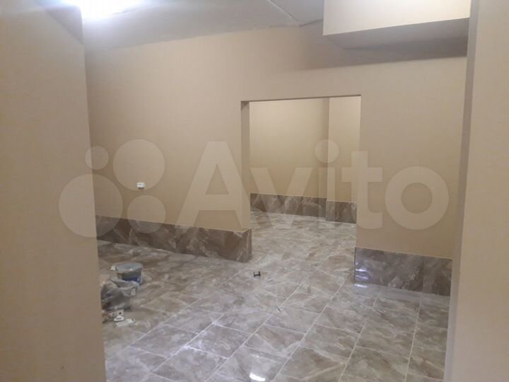 Торговая площадь, 65 м²