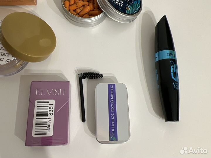 Косметика декортивная пакетом много новая