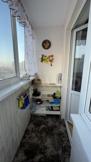 2-к. квартира, 72 м², 6/9 эт.