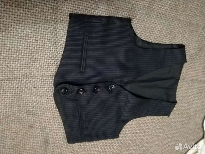 Костюм тройка, рост 92-98