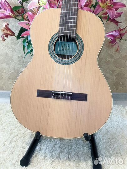 Гитара perez 600 (Испания) + стойка и чехол