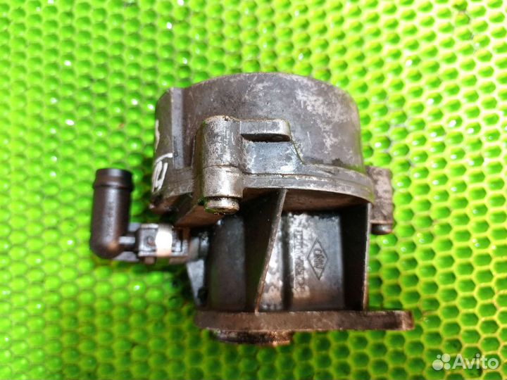 Насос вакуумный Suzuki Vitara