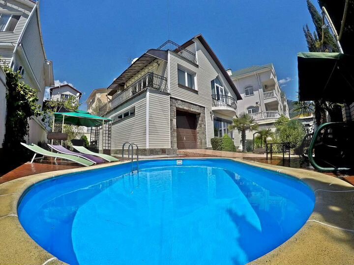 Дом 150 м² на участке 4 сот.