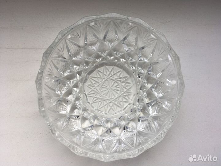 Хрустальная ваза на ножке, салатница