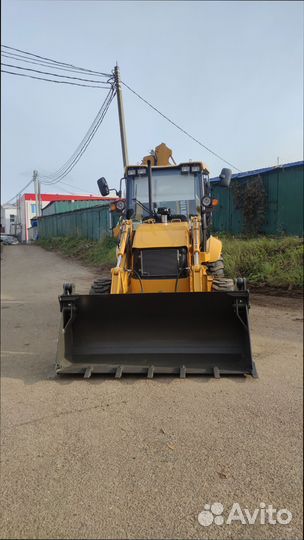 Экскаватор-погрузчик Builder BL388, 2023