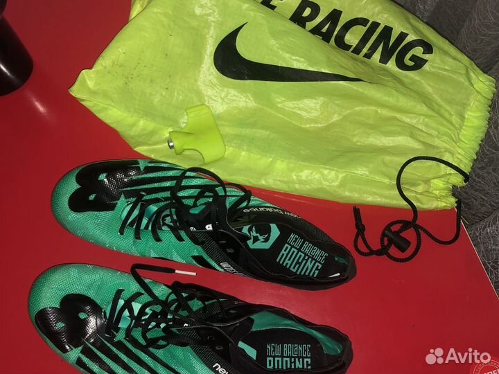 Шиповки для бега NB