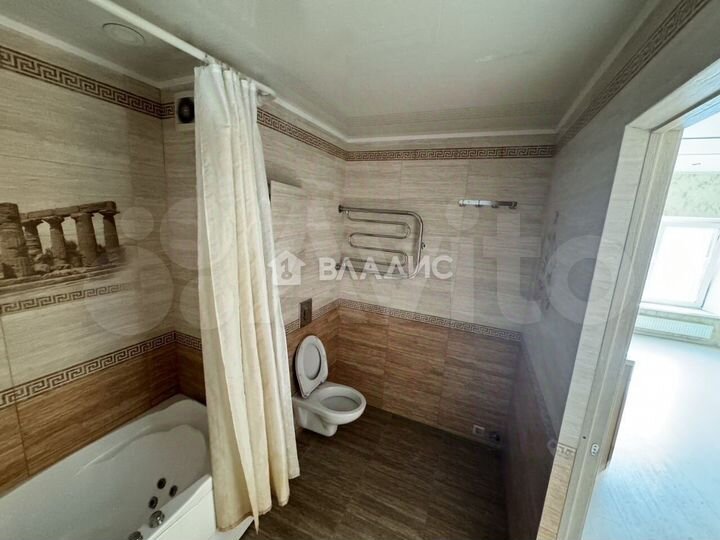 3-к. квартира, 85 м², 4/4 эт.