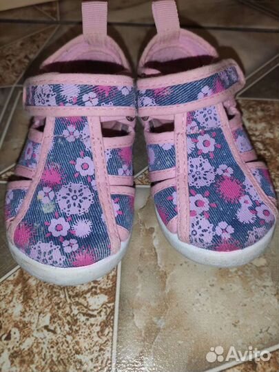 Босоножки для девочки