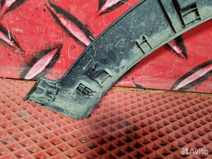 Молдинг переднего левого крыла Hyundai Creta