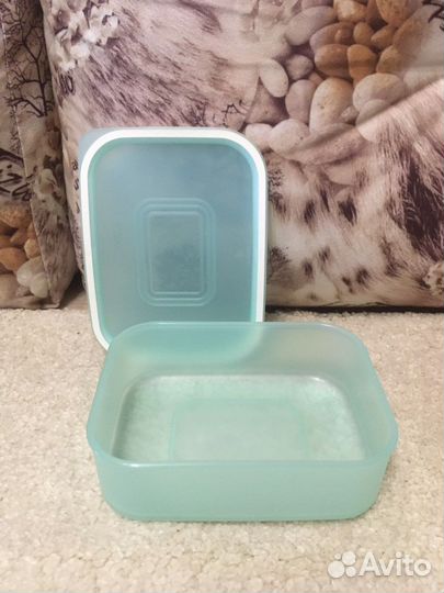 Tupperware компактус