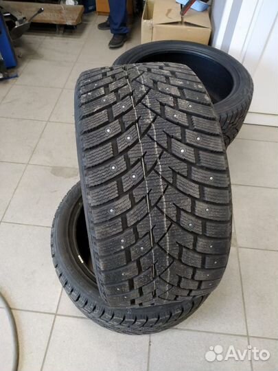 Zeta Antarctica Sport 235/45 R18