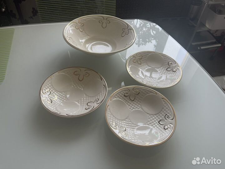Набор посуды салатник и тарелки