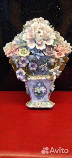 Настенное объёмное панно корзина С цветами. фарфор