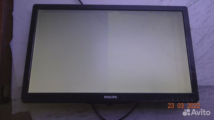 715G4497-P05-000-001M