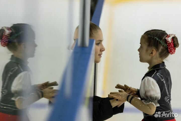 Тренер по фигурному катанию