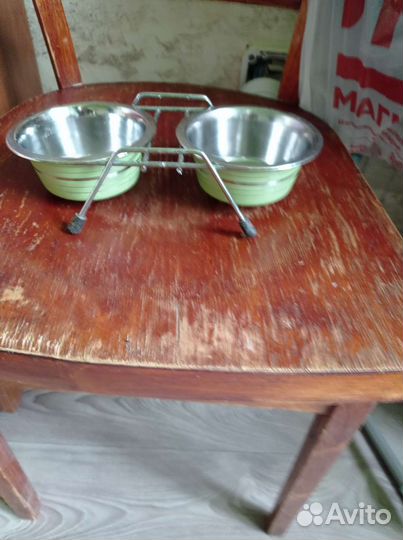 Лоток для кошек большой и миски для корма