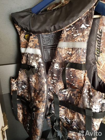 Спасательный жилет