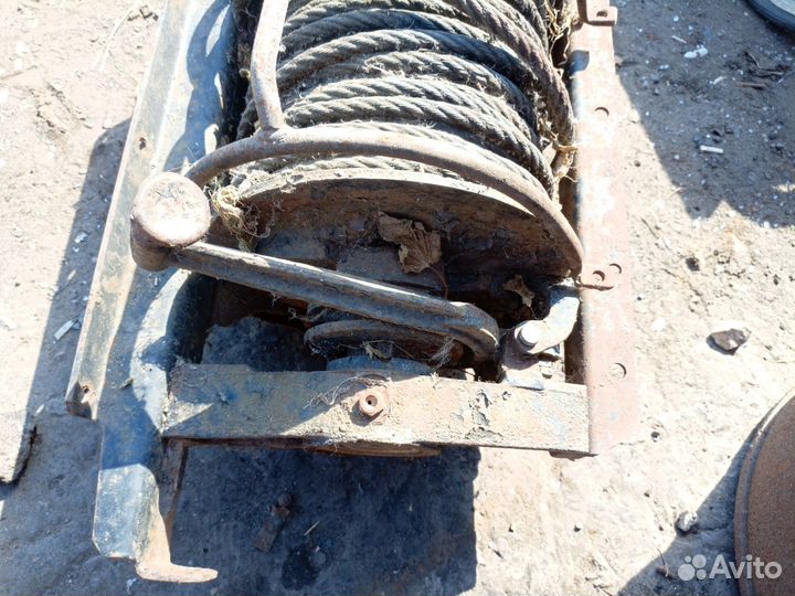 Лебедка на ЗИЛ 157