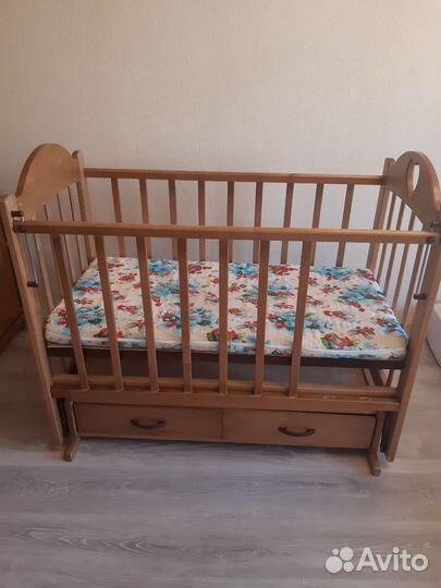 Кроватка