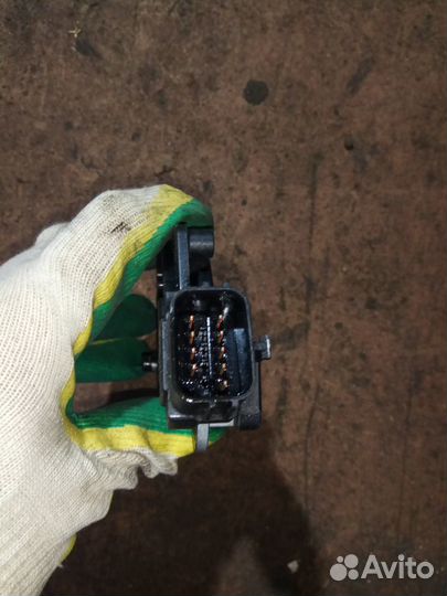 Датчик селектора АКПП Nissan Tiida Note Almera