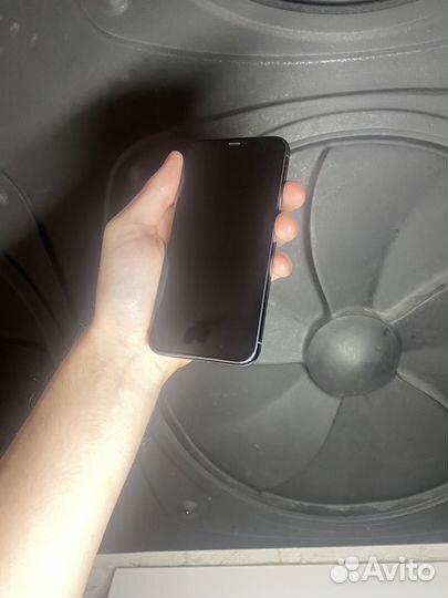 iPhone 11 Pro, 64 ГБ