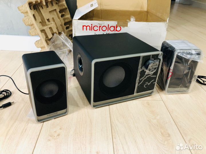 Колонки 2.1 Microlab M-600 новые