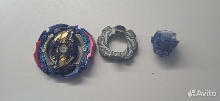 Волчки бейблейд