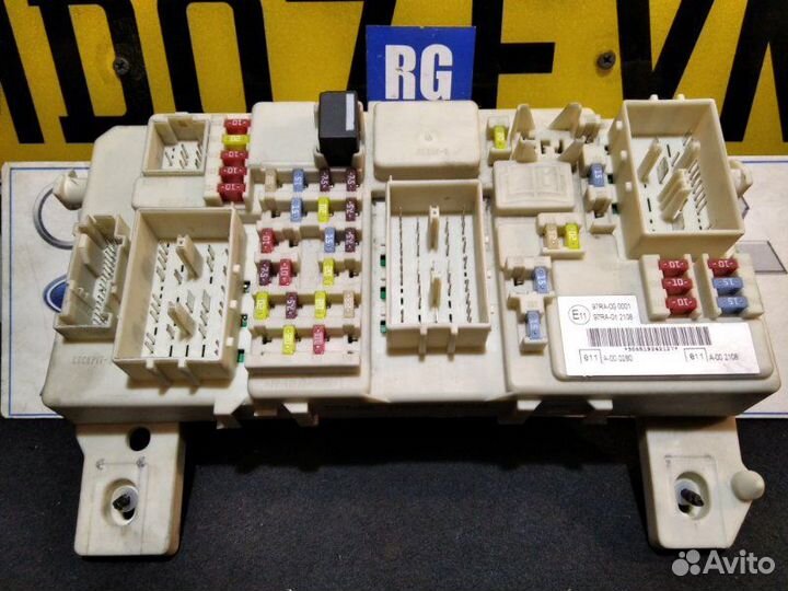 Блок предохранителей Ford Focus 2 1.8 qqdb 2008