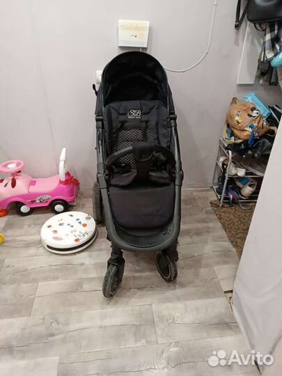 Прогулочная коляска