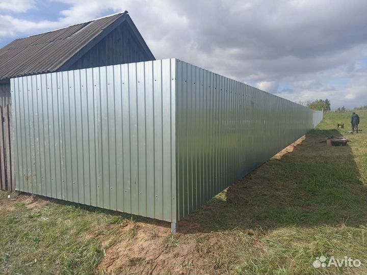 Заборы из профнастила