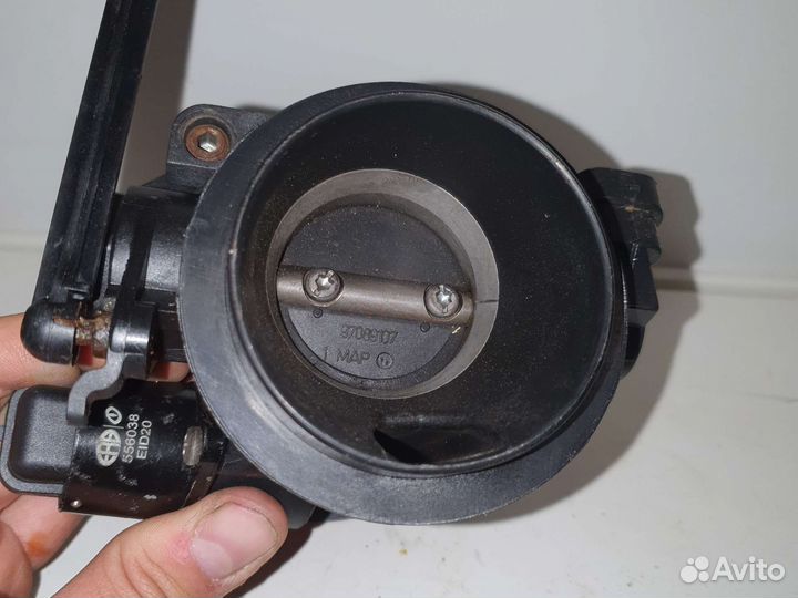 Заслонка дроссельная рено логан лада ларгус 8v