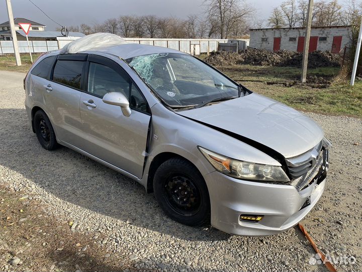 Кузов хонда стрем в сборе