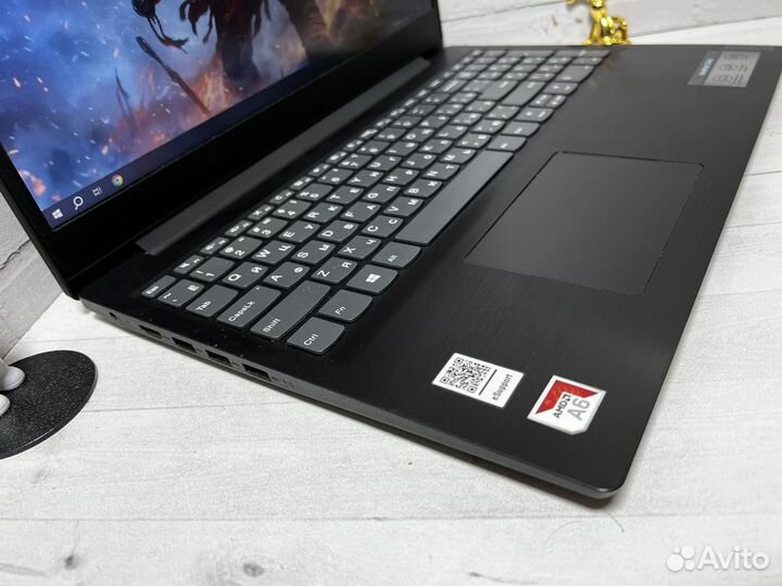 Свежий ноутбук Lenovo с FullHD/8GB/SSD256gb