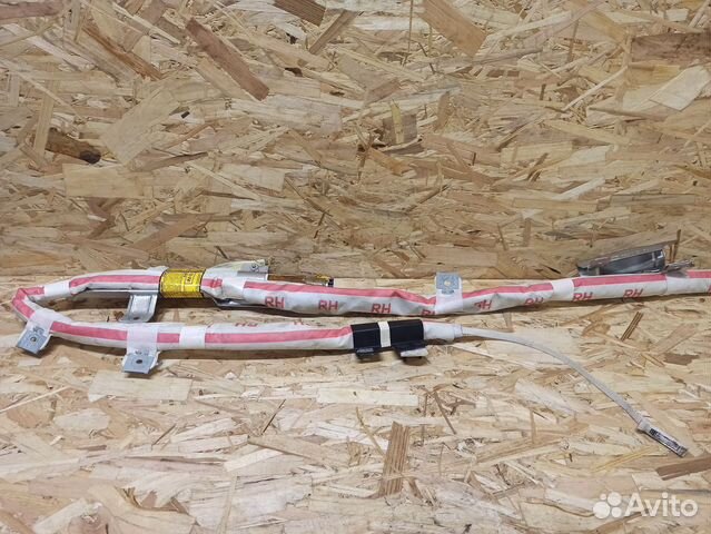 Шторка безопасности правая Kia Ceed ED хэтчбек