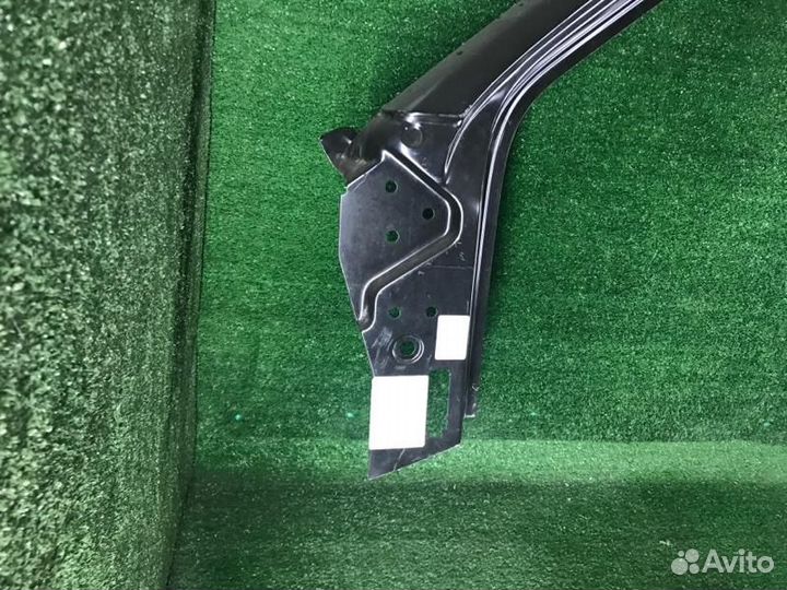 Боковина левая Chevrolet Tahoe 4 (2014-2020)