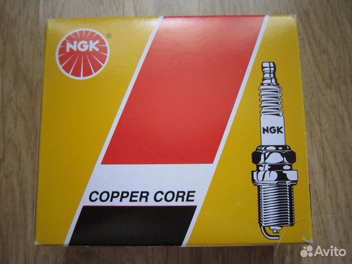 Свечи зажигания NGK lzkr6B-10E