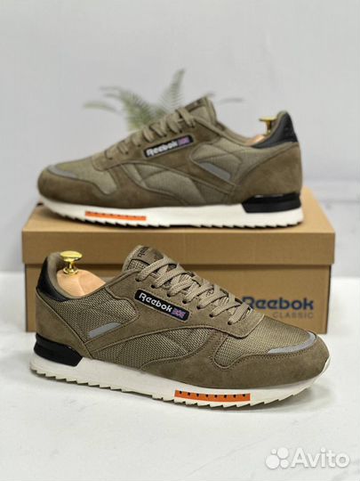 Кроссовки Reebok classic