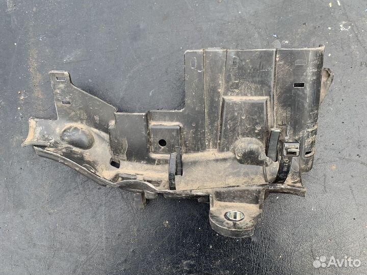 Крепление проводки renault