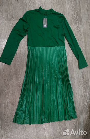 Продам платье