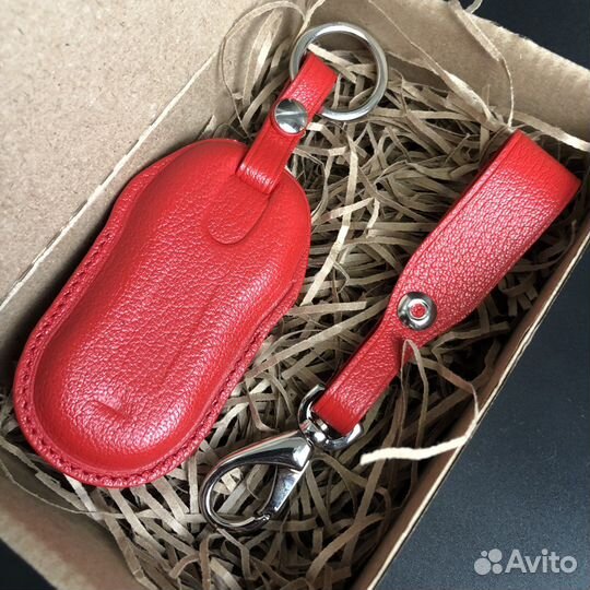 Чехол для ключа Porsche красный кожаный
