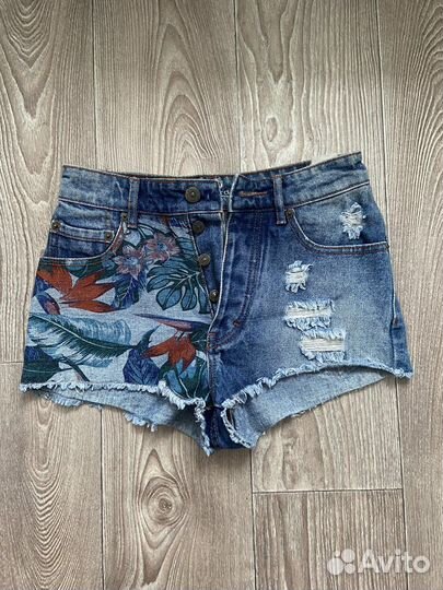 Шорты джинсовые