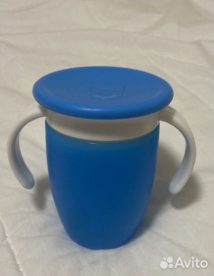 Поильник munchkin