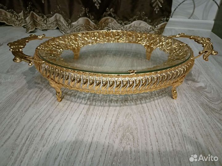 Овальный поднос для нарезки