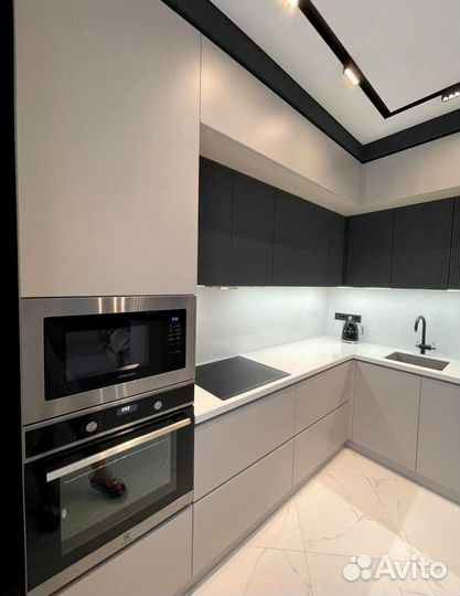 Кухни на заказ со сборкойКухни на заказ под ключ