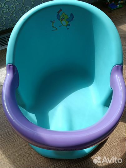 Продам стульчик для купания малыша